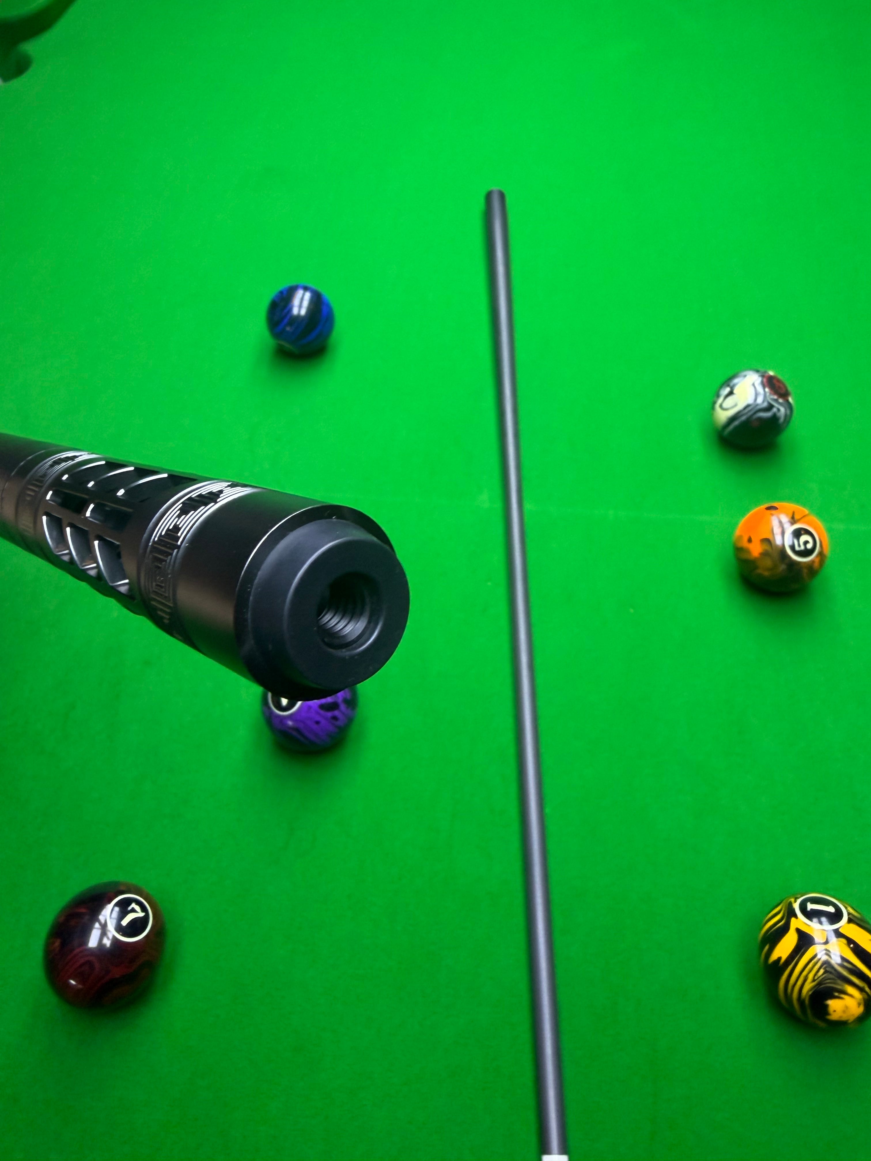 SERPENT Alloy Series Pro Taper 2pcs T700 Carbon Fibre Pool Cue