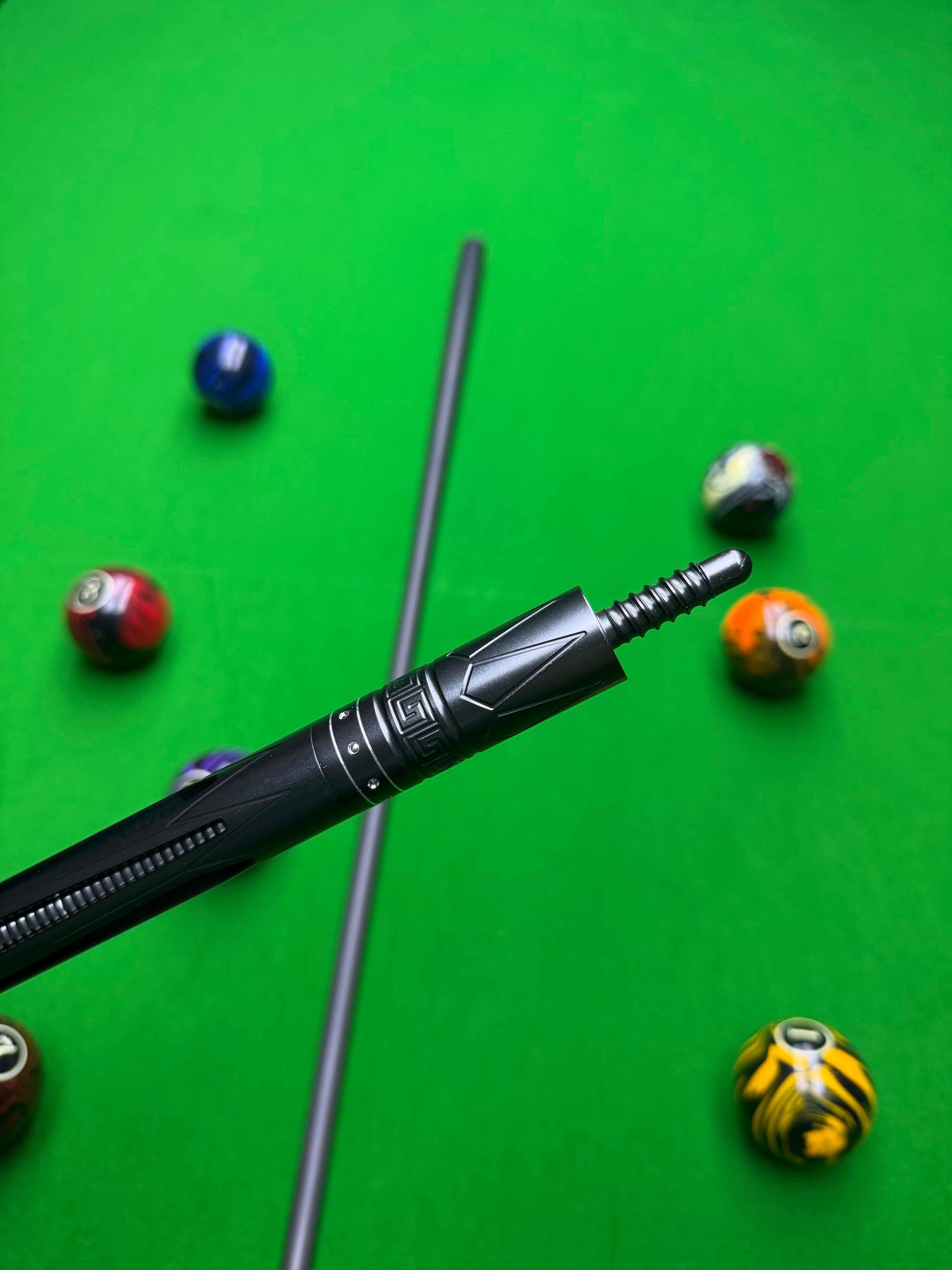 SERPENT Alloy Series Pro Taper 2pcs T700 Carbon Fibre Pool Cue